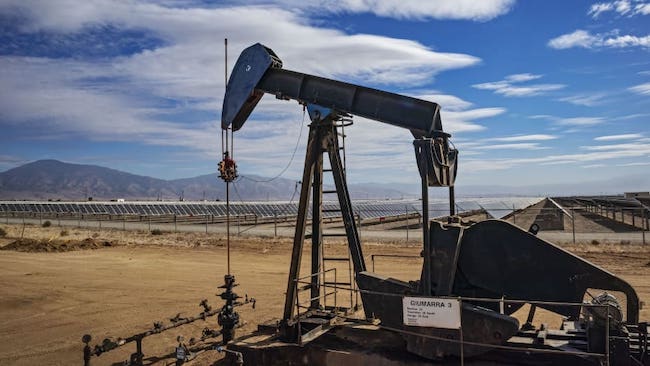 Dầu WTI chạm mốc 80 USD/thùng sau gần 4 tháng 1 030224 dau