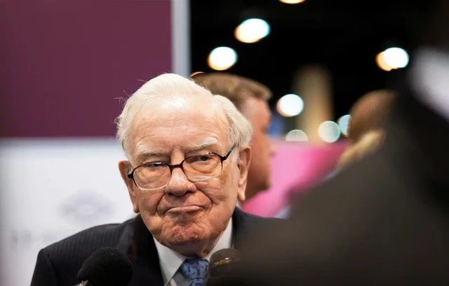 Cụ ông 93 tuổi Warren Buffett và bí mật không bao giờ tức giận 1 17102284224251803180765 1710230218640 17102302190481539569766