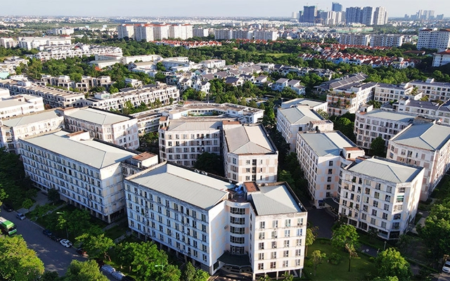 Sáng nay (16/3), Thủ tướng chủ trì cuộc họp với loạt doanh nghiệp bất động sản Vingroup, Sungroup, Sunshine Group, Novaland, Hưng Thịnh…thúc đẩy triển khai các dự án nhà ở xã hội 1 2050daca 6c30 429a b58d 2456de37cc90 17105467079591195010481 0 28 489 810 crop 1710546730298567063273