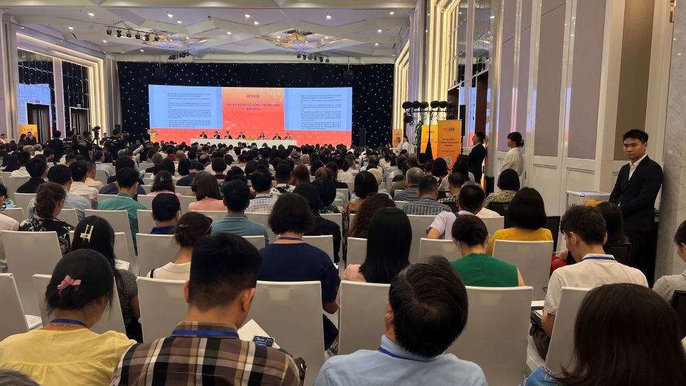 ĐHCĐ SHB: Quý I, ước lợi nhuận đạt 4.017 tỷ đồng, sẽ không bán cổ phiếu giá thấp 1 DHCD SHB 1