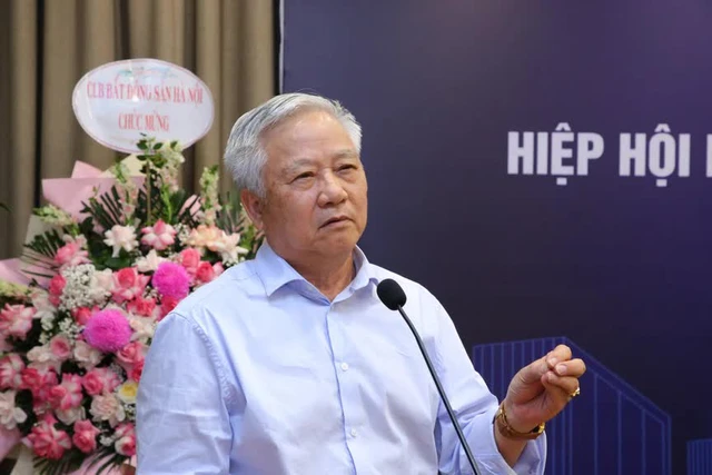 Chủ tịch Vinaconex Đào Ngọc Thanh: "Muốn mua nhà giá rẻ thì lên tivi mà mua" 1 ong thanh vinaconex 1712305991690765657020 1712307783560 1712307783898566016277