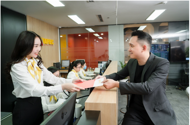 APS vượt kế hoạch kinh doanh trong 5 tháng 1 chung khoan apec aps