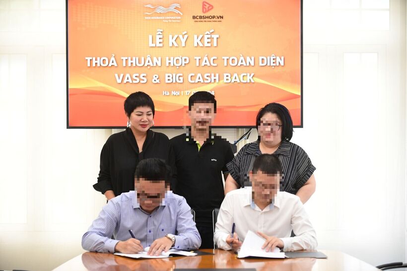 Công ty liên quan tới Shark Liên bị hủy tư cách công ty đại chúng