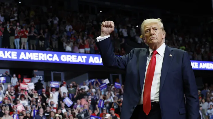 Ông Trump kêu gọi Hoa Kỳ trở thành siêu cường Bitcoin: đề xuất dự trữ quốc gia chiến lược 1 Bitcoin
