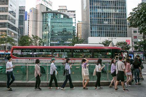 Giới trẻ Hàn Quốc từ bỏ lối sống YOLO: Xu hướng mới YONO lên ngôi 1 Hàn Quốc