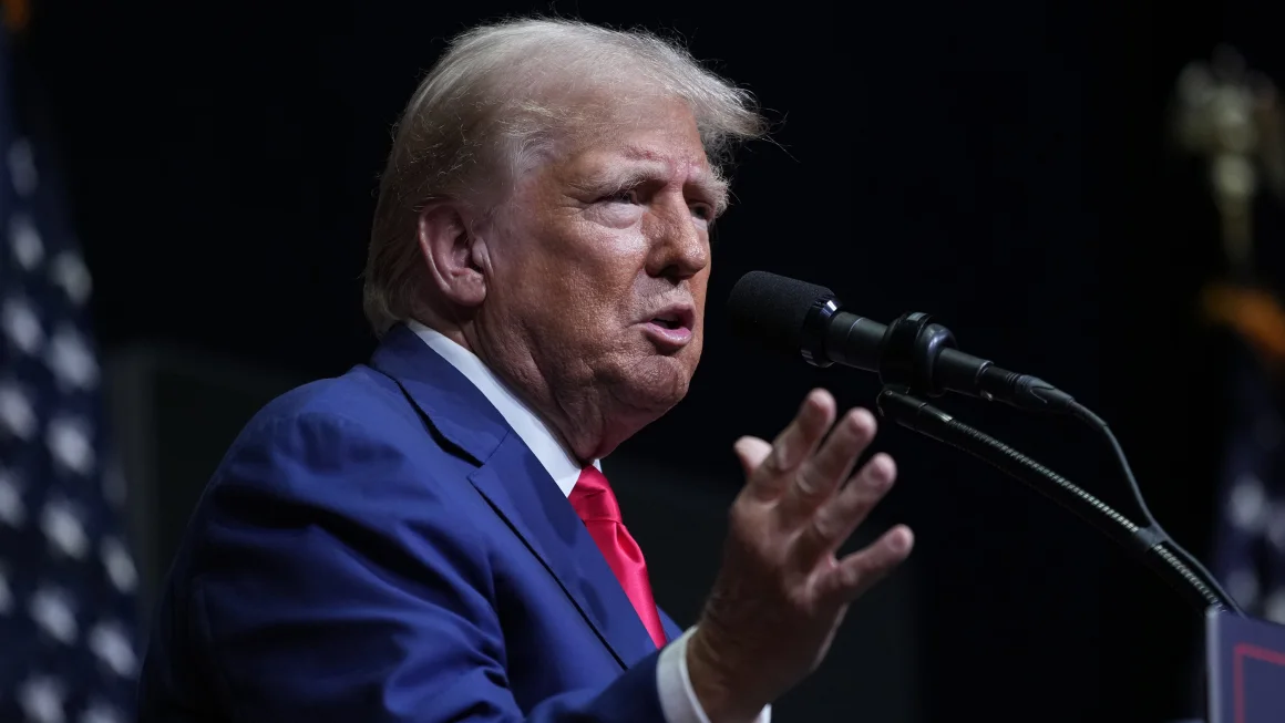 Trump hứa hẹn làm giá cả giảm mạnh trở lại 1 Trump hứa hẹn làm giá cả giảm mạnh trở lại