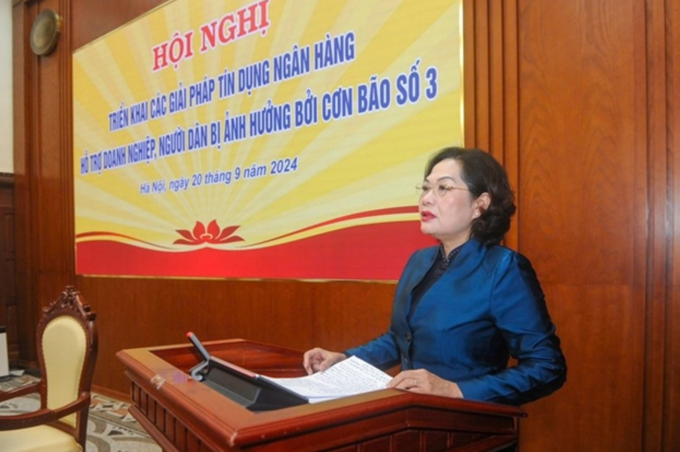 Ngân hàng hỗ trợ DN, người dân sau bão số 3 1 Ngành ngân hàng hỗ trợ DN, người dân sau bão số 3
