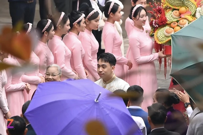Tỷ phú Phạm Nhật Vượng xuất hiện tại lễ ăn hỏi của con trai với Á hậu Phương Nhi 4 1 znews
