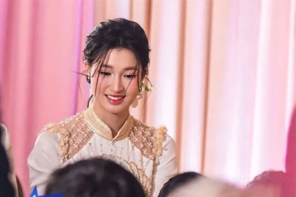 Tỷ phú Phạm Nhật Vượng xuất hiện tại lễ ăn hỏi của con trai với Á hậu Phương Nhi 5 phuong nhi 1 1736908999697110312201