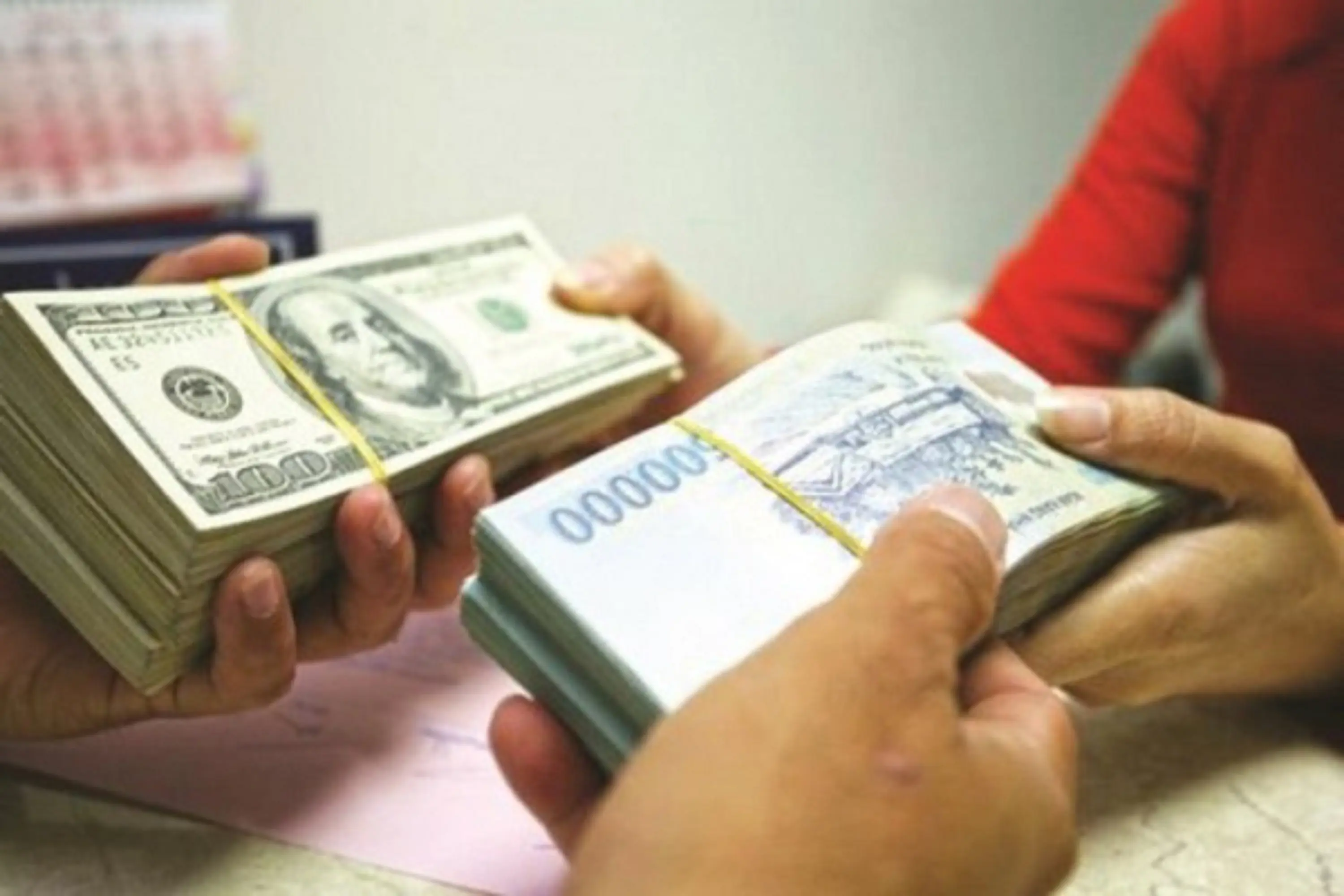 Giá USD tăng nhẹ tại các ngân hàng, thị trường tự do chạm mốc 25.830 VND/USD 1 tỷ giá USD tăng tại một số ngân hàng