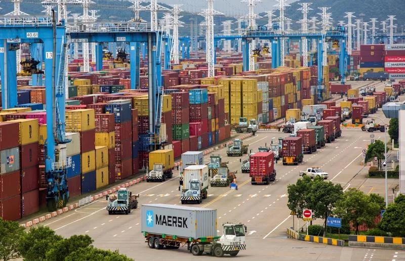 Trung Quốc bứt tốc xuất khẩu tháng 3