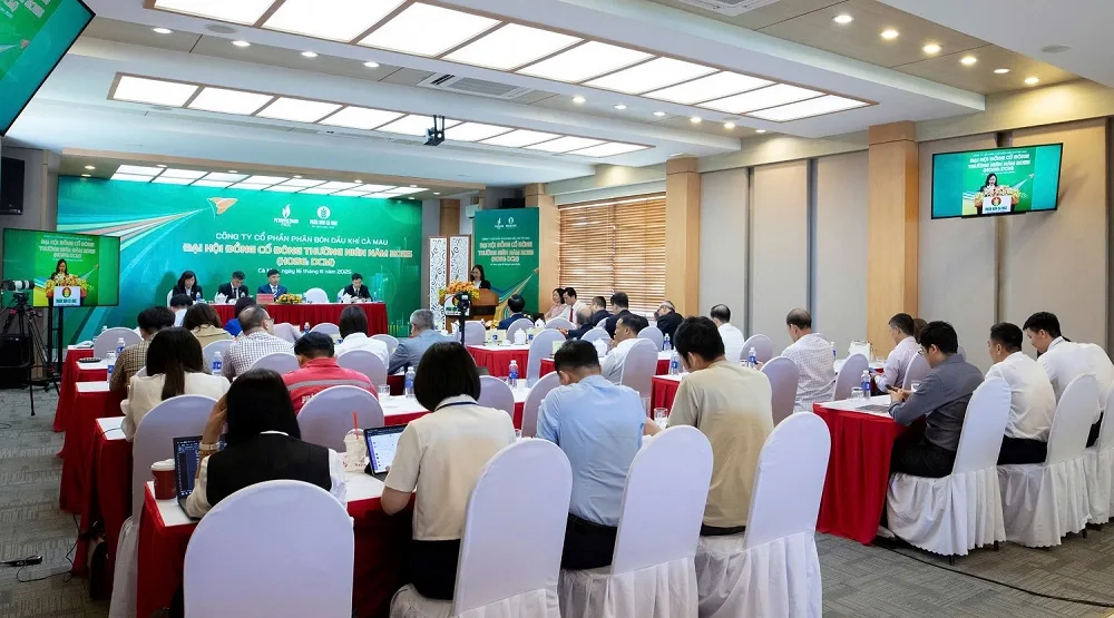 Phân bón Cà Mau (DCM) chia cổ tức 20%, mở rộng sản xuất nông nghiệp 1 Toàn cảnh đại hội cổ đông DCM