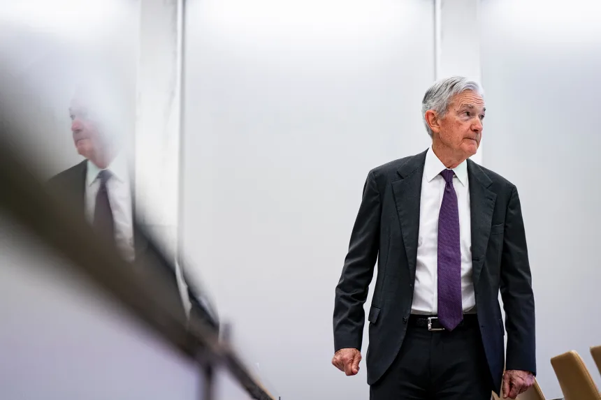 Trump đang âm thầm thay đổi Fed, ngay cả khi chưa sa thải Chủ tịch Powell