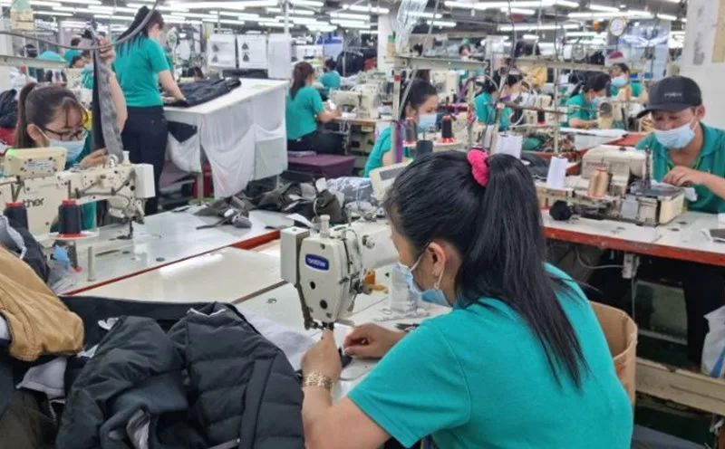 Lương tối thiểu dự kiến tăng 7,2%: Đề xuất cải thiện đời sống nhưng lo lạm phát 1 Lương