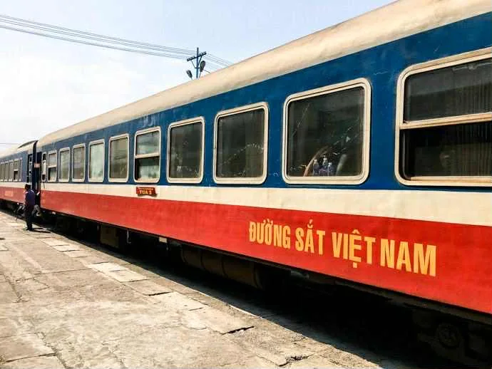 RCC thay đổi thượng tầng và kế hoạch khai thác giá trị từ quỹ đất 1 duong sat viet nam