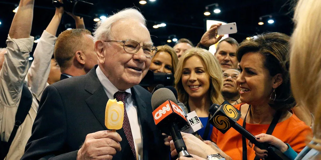 Warren Buffett lãi đậm 5 lần khi danh mục cổ phiếu Nhật vọt lên 31 tỷ USD 1 Warren Buffett lãi đậm 5 lần: Danh mục cổ phiếu Nhật vọt lên 31 tỷ USD