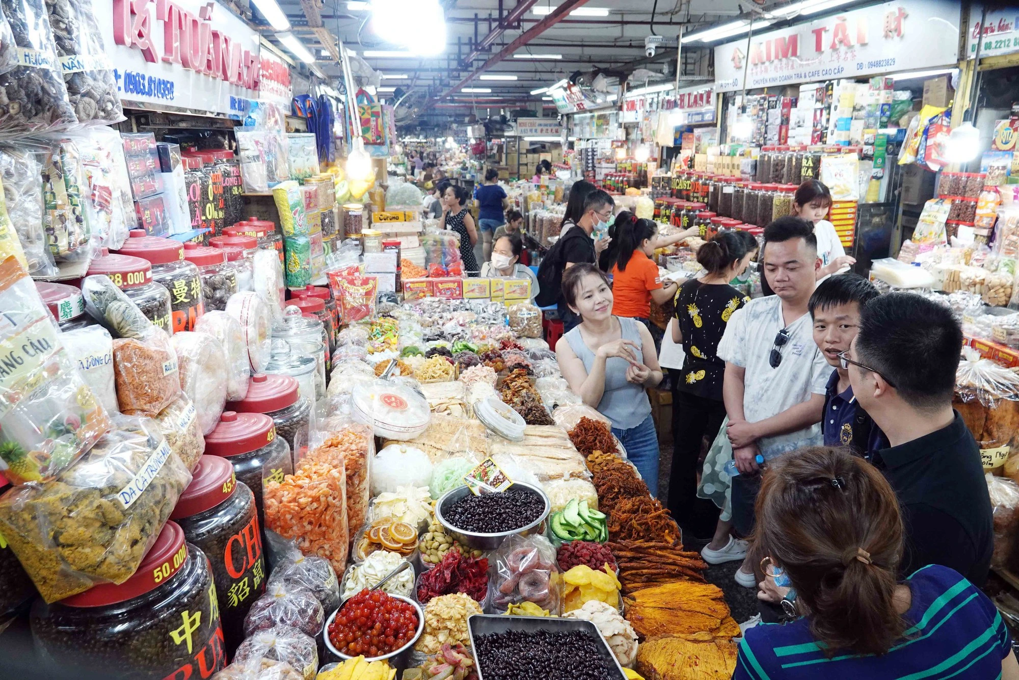Bộ Tài chính triển khai quy định thuế mới cho hộ kinh doanh 1 photo 1748103214954 17481032157951445527855 1764674085916550919614