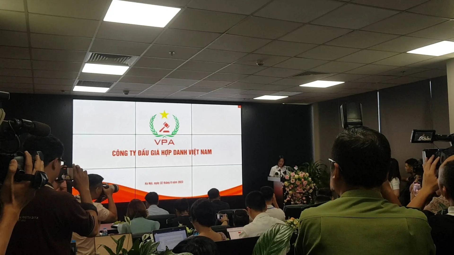Đấu giá thành công 4 mã số viễn thông đầu tiên 1 dau gia bien so 1692689761121537739192