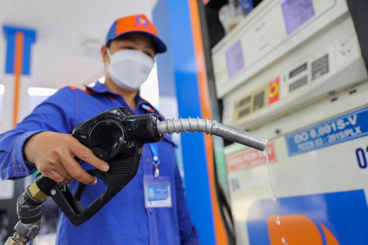 Biến động giá xăng dầu trong nước và những nhịp đập từ thị trường năng lượng thế giới 1 Biến động giá xăng dầu trong nước và những nhịp đập từ thị trường năng lượng thế giới