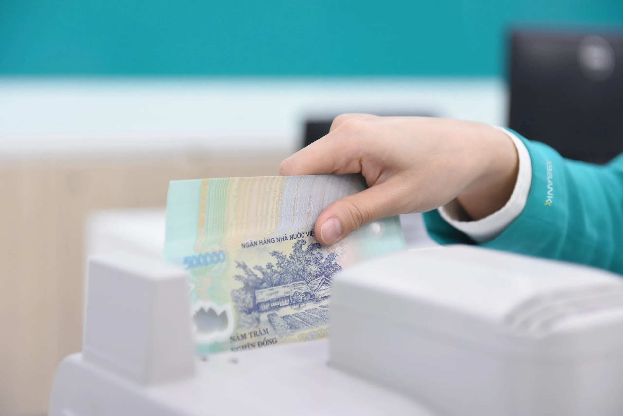 Tăng trưởng tín dụng sẽ chậm lại