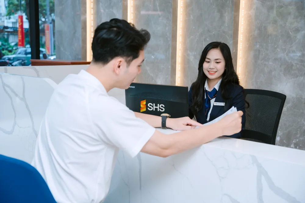 SHS trở lại đường đua 1 SHS trở lại đường đua