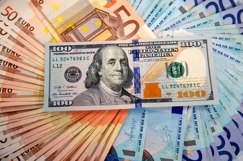 Giá USD tăng mạnh, tỷ giá trong nước tiếp tục chịu sức ép 1 Giá USD