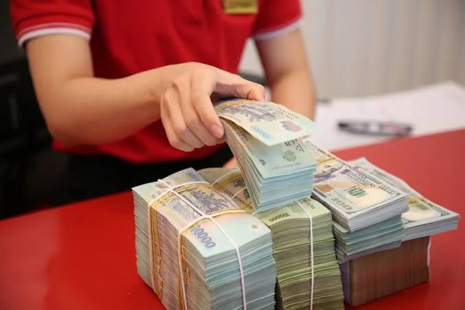 Lãi suất trái phiếu ngân hàng vượt 8,3%, cuộc đua huy động vốn tăng nhiệt 1 Lãi suất