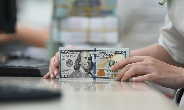 USD tăng giá trên thị trường quốc tế, tỷ giá trong nước hạ nhiệt 1 Đồng USD