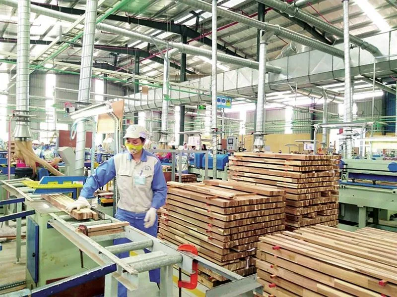 VCCI đề xuất thuế xuất khẩu nhôm, gỗ về 0% 1 VCCI đề xuất thuế xuất khẩu nhôm, gỗ về 0%